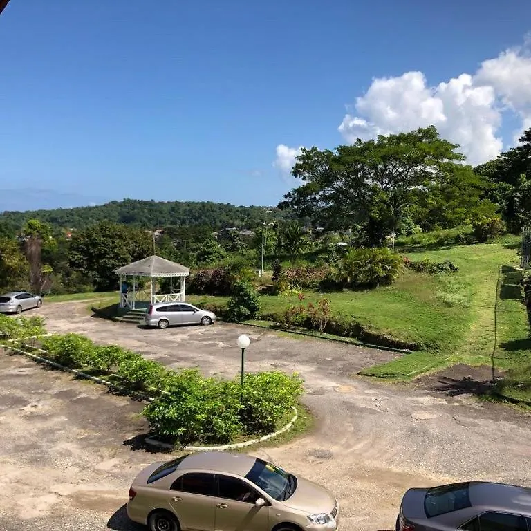 Majestic Supreme Ridge Cott Lägenhet Ocho Rios